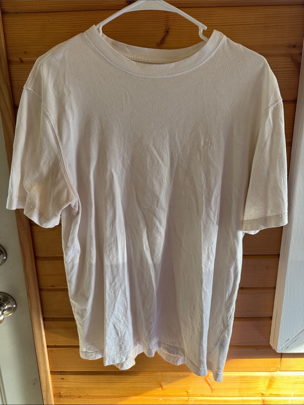 American Eagle Outfitters White Short Sleeve Crew T-Shirt